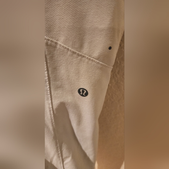 Lululemon License to Train Jogger - Picture 2 of 5